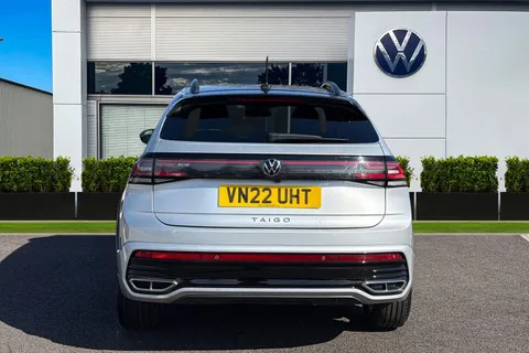 VN22UHT Volkswagen Taigo 1.0 TSI 110 R-Line 5dr DSG **BLACK ROOF PACK, REAR VIEW CAMERA** Thumbnail #5