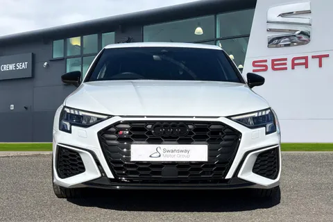 KP24ELJ Audi S3 2.0 TFSI Black Edition S Tronic quattro Euro 6 (s/s) 4dr Thumbnail #6