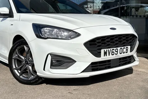 WV69OCB Ford Focus 1.0T EcoBoost ST-Line Euro 6 (s/s) 5dr Thumbnail #9