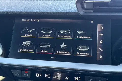 KP24ELJ Audi S3 2.0 TFSI Black Edition S Tronic quattro Euro 6 (s/s) 4dr Thumbnail #17