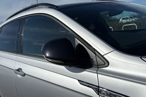 VN22UHT Volkswagen Taigo 1.0 TSI 110 R-Line 5dr DSG **BLACK ROOF PACK, REAR VIEW CAMERA** Thumbnail #28