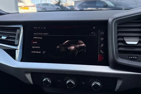 DX73XKG Audi A1 S line 30 TFSI  110 PS 6-speed Thumbnail #30