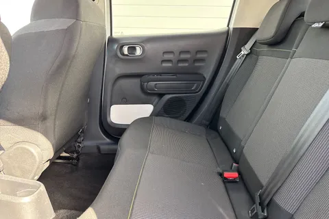 WJ74PXG Citroën C3 1.2 PureTech PLUS Euro 6 (s/s) 5dr Thumbnail #33