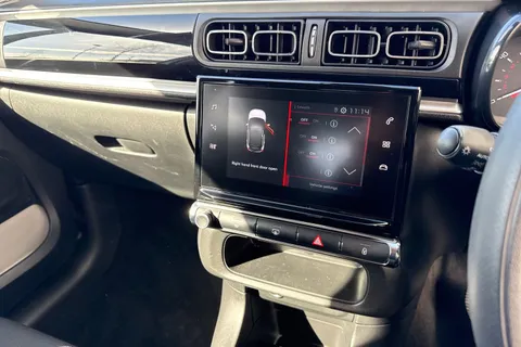 WJ74PXG Citroën C3 1.2 PureTech PLUS Euro 6 (s/s) 5dr Thumbnail #43