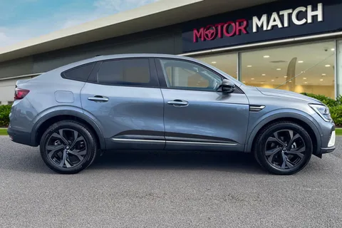 SB72AYH Renault Arkana 1.6 E-TECH E-Tech engineered Auto 2WD Euro 6 (s/s) 5dr Thumbnail #4