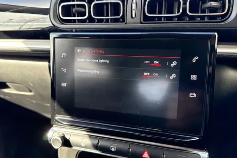 WJ74PXG Citroën C3 1.2 PureTech PLUS Euro 6 (s/s) 5dr Thumbnail #51