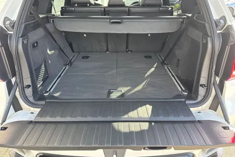 YG18NDO BMW X5 3.0 40d M Sport Auto xDrive Euro 6 (s/s) 5dr Thumbnail #8