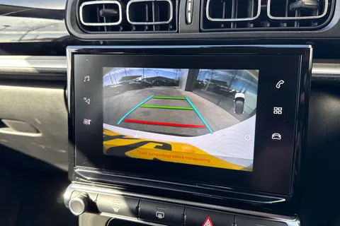 WJ74PXG Citroën C3 1.2 PureTech PLUS Euro 6 (s/s) 5dr Thumbnail #52