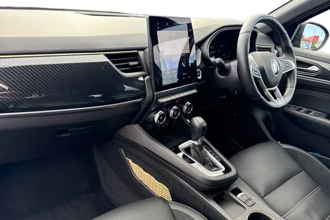 SB72AYH Renault Arkana 1.6 E-TECH E-Tech engineered Auto 2WD Euro 6 (s/s) 5dr Thumbnail #16