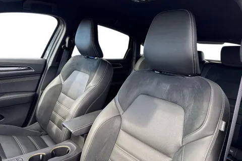 SB72AYH Renault Arkana 1.6 E-TECH E-Tech engineered Auto 2WD Euro 6 (s/s) 5dr Thumbnail #17