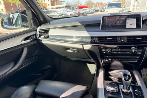 YG18NDO BMW X5 3.0 40d M Sport Auto xDrive Euro 6 (s/s) 5dr Thumbnail #21