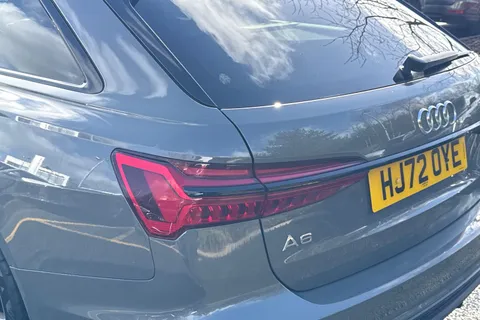 HJ72OYE Audi A6 Avant Avant Black Edition 40 TDI quattro 204 PS S tronic Thumbnail #9