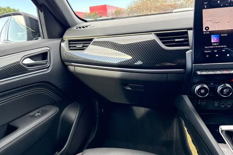 SB72AYH Renault Arkana 1.6 E-TECH E-Tech engineered Auto 2WD Euro 6 (s/s) 5dr Thumbnail #21