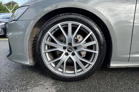 HJ72OYE Audi A6 Avant Avant Black Edition 40 TDI quattro 204 PS S tronic Thumbnail #11