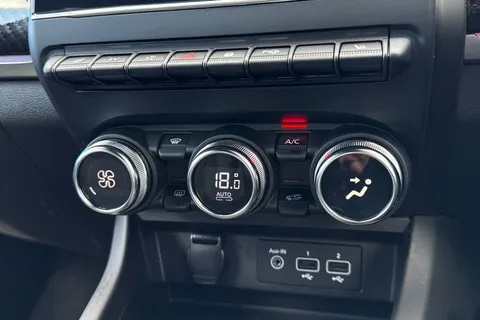 SB72AYH Renault Arkana 1.6 E-TECH E-Tech engineered Auto 2WD Euro 6 (s/s) 5dr Thumbnail #23