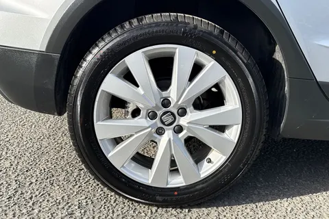 13 of 39 for SEAT Arona 1.0 TSI SE Technology DSG Euro 6 (s/s) 5dr