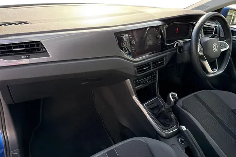 PN22YCF Volkswagen Polo 1.0 TSI Style Euro 6 (s/s) 5dr Thumbnail #16