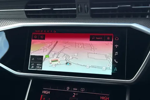 HJ72OYE Audi A6 Avant Avant Black Edition 40 TDI quattro 204 PS S tronic Thumbnail #18