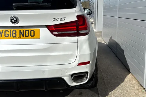 YG18NDO BMW X5 3.0 40d M Sport Auto xDrive Euro 6 (s/s) 5dr Thumbnail #32