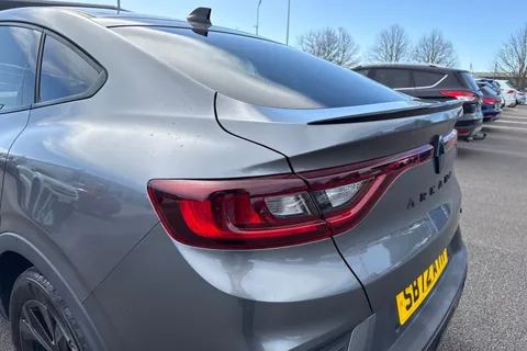 SB72AYH Renault Arkana 1.6 E-TECH E-Tech engineered Auto 2WD Euro 6 (s/s) 5dr Thumbnail #31