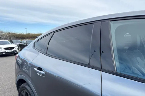 SB72AYH Renault Arkana 1.6 E-TECH E-Tech engineered Auto 2WD Euro 6 (s/s) 5dr Thumbnail #35