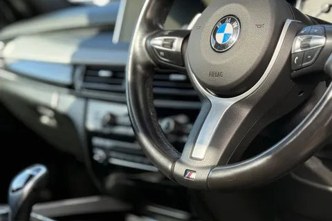 YG18NDO BMW X5 3.0 40d M Sport Auto xDrive Euro 6 (s/s) 5dr Thumbnail #38