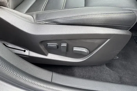 SB72AYH Renault Arkana 1.6 E-TECH E-Tech engineered Auto 2WD Euro 6 (s/s) 5dr Thumbnail #38