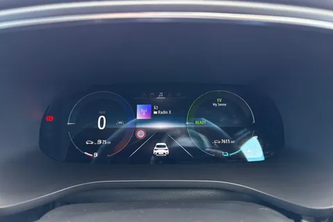 SB72AYH Renault Arkana 1.6 E-TECH E-Tech engineered Auto 2WD Euro 6 (s/s) 5dr Thumbnail #39