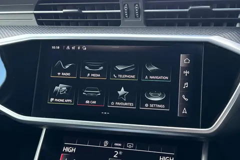 HJ72OYE Audi A6 Avant Avant Black Edition 40 TDI quattro 204 PS S tronic Thumbnail #30