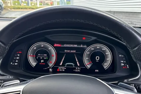 HJ72OYE Audi A6 Avant Avant Black Edition 40 TDI quattro 204 PS S tronic Thumbnail #36