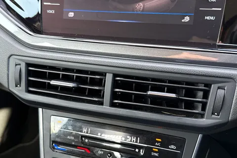 PN22YCF Volkswagen Polo 1.0 TSI Style Euro 6 (s/s) 5dr Thumbnail #39