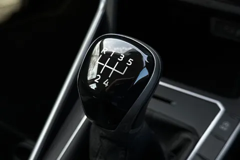 PN22YCF Volkswagen Polo 1.0 TSI Style Euro 6 (s/s) 5dr Thumbnail #40