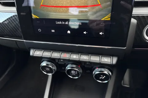 SB72AYH Renault Arkana 1.6 E-TECH E-Tech engineered Auto 2WD Euro 6 (s/s) 5dr Thumbnail #56