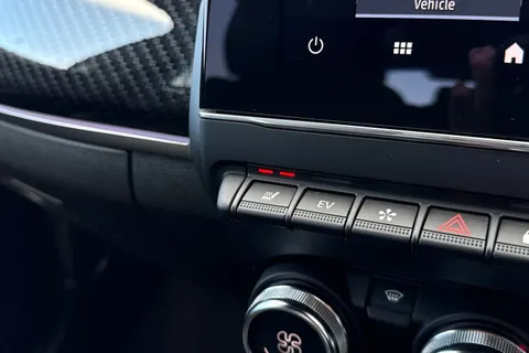 SB72AYH Renault Arkana 1.6 E-TECH E-Tech engineered Auto 2WD Euro 6 (s/s) 5dr Thumbnail #57