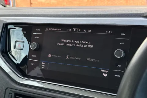 PN22YCF Volkswagen Polo 1.0 TSI Style Euro 6 (s/s) 5dr Thumbnail #47