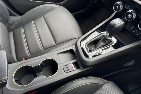 SB72AYH Renault Arkana 1.6 E-TECH E-Tech engineered Auto 2WD Euro 6 (s/s) 5dr Thumbnail #60