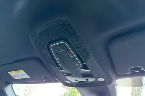 HJ72OYE Audi A6 Avant Avant Black Edition 40 TDI quattro 204 PS S tronic Thumbnail #52