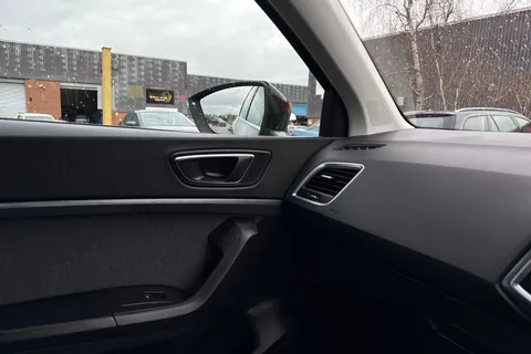 DE23UPA SEAT Ateca 1.5 TSI EVO SE Technology Euro 6 (s/s) 5dr Thumbnail #32