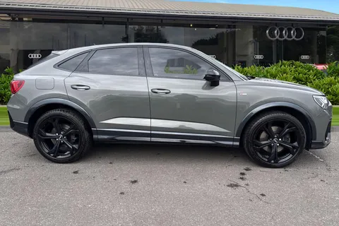 RF69GWG Audi Q3 Edition 1 45 TFSI quattro 230 PS S tronic Thumbnail #4