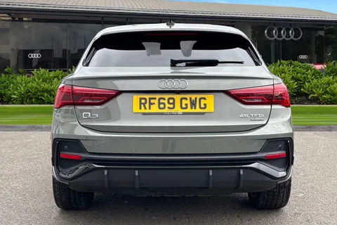 RF69GWG Audi Q3 Edition 1 45 TFSI quattro 230 PS S tronic Thumbnail #5