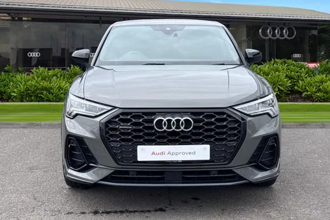 RF69GWG Audi Q3 Edition 1 45 TFSI quattro 230 PS S tronic Thumbnail #6