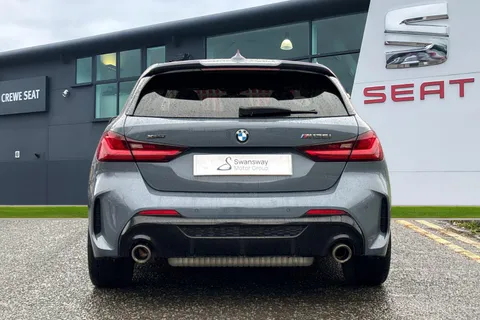 CA69LAX BMW 1 Series 2.0 M135i Auto xDrive Euro 6 (s/s) 5dr Thumbnail #5