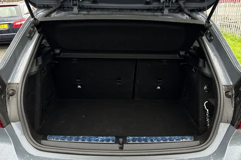 CA69LAX BMW 1 Series 2.0 M135i Auto xDrive Euro 6 (s/s) 5dr Thumbnail #7