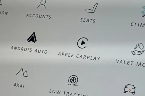 37 of 48 for Land Rover Range Rover Evoque 1.5 P270e Dynamic HSE 5dr