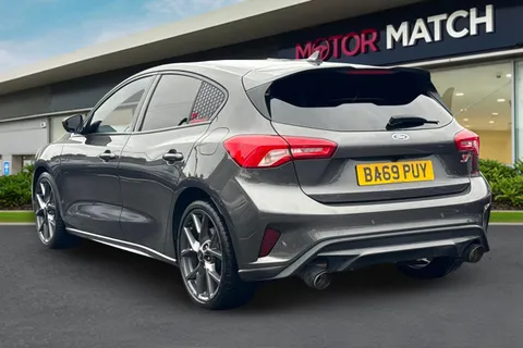 BA69PUY Ford Focus 2.3T EcoBoost ST Euro 6 (s/s) 5dr Thumbnail #3