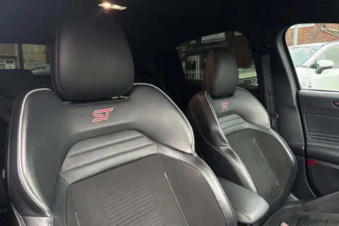 BA69PUY Ford Focus 2.3T EcoBoost ST Euro 6 (s/s) 5dr Thumbnail #22