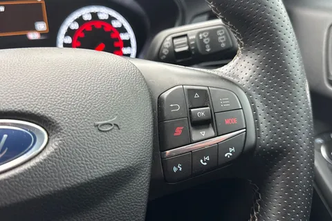 BA69PUY Ford Focus 2.3T EcoBoost ST Euro 6 (s/s) 5dr Thumbnail #32