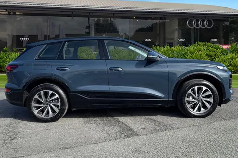 YK75JVD Audi Q6 E-Tron Q6 SUV Sport e-tron performance  225,00 kW Thumbnail #4