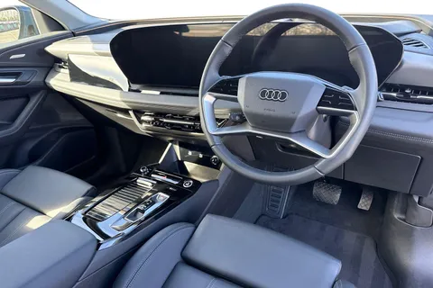 YK75JVD Audi Q6 E-Tron Q6 SUV Sport e-tron performance  225,00 kW Thumbnail #9