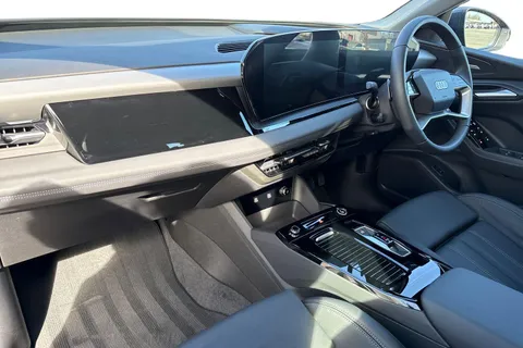 YK75JVD Audi Q6 E-Tron Q6 SUV Sport e-tron performance  225,00 kW Thumbnail #10